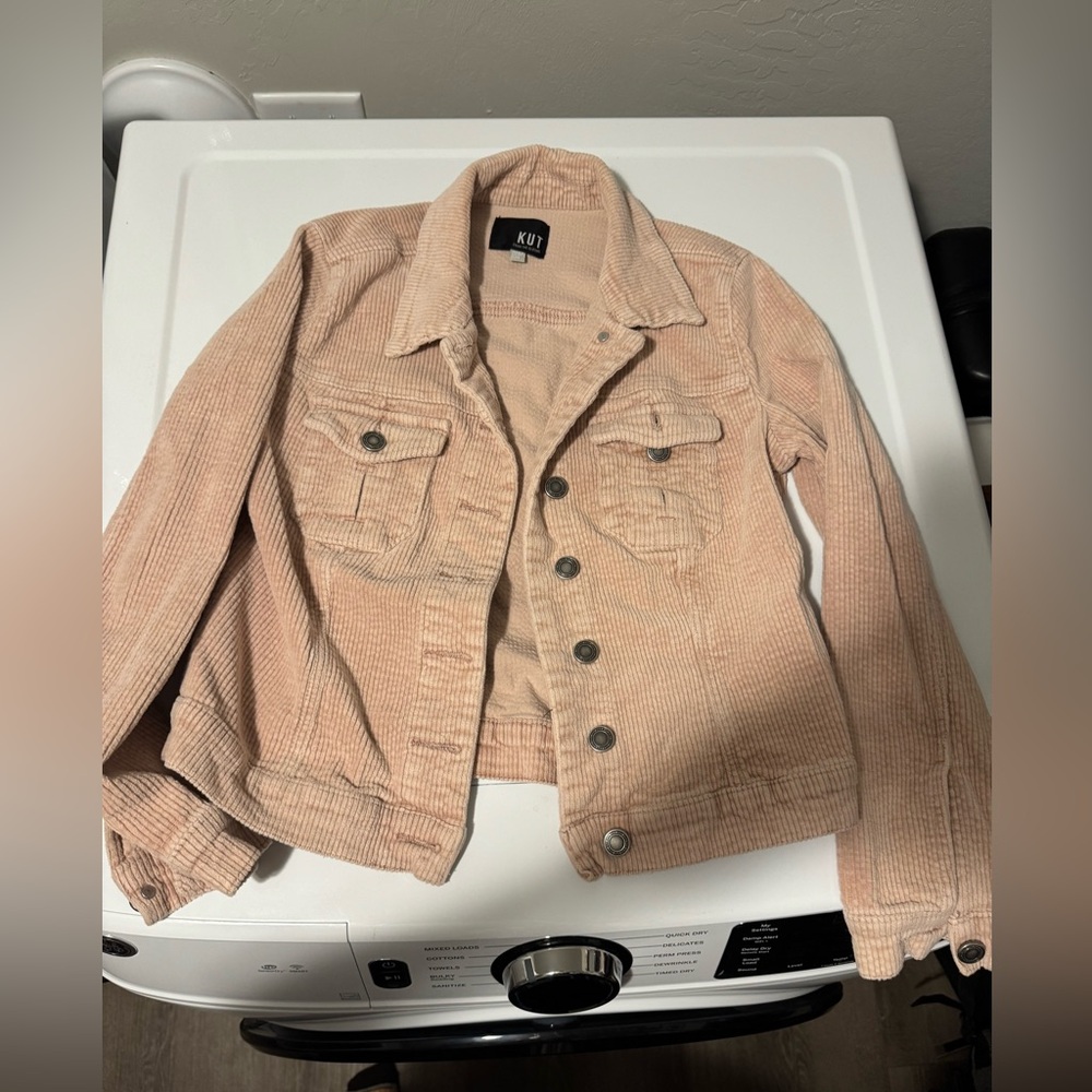 Size extra small pink jacket